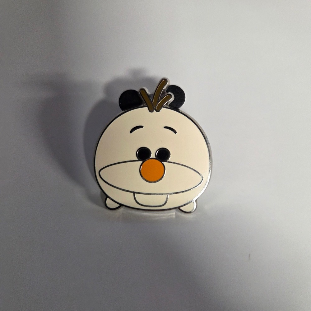 Disney Enamel Pin Unisex OS White Tsum Tsum Olaf Frozen Snowman 2016 Trading